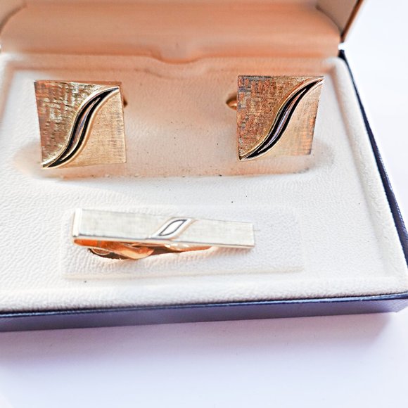 Swank Vintage Gold Black Cufflinks and Tie Bar - Picture 1 of 3